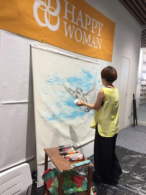 フィンガーペインターYukako（西村由郁子）さんパフォーマンスin沖縄県立図書館