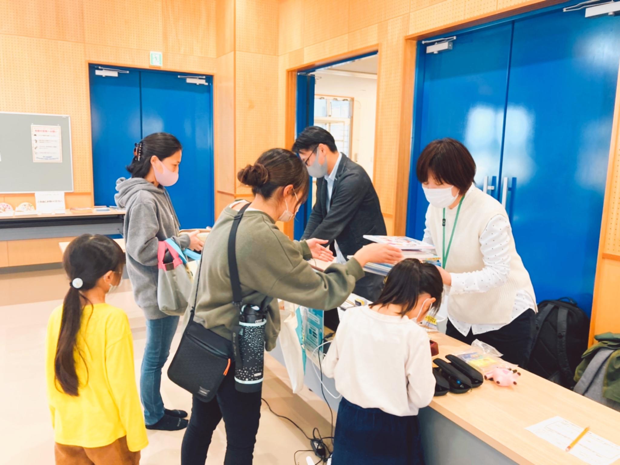 座間味村座間味島空とぶ図書館の画像3