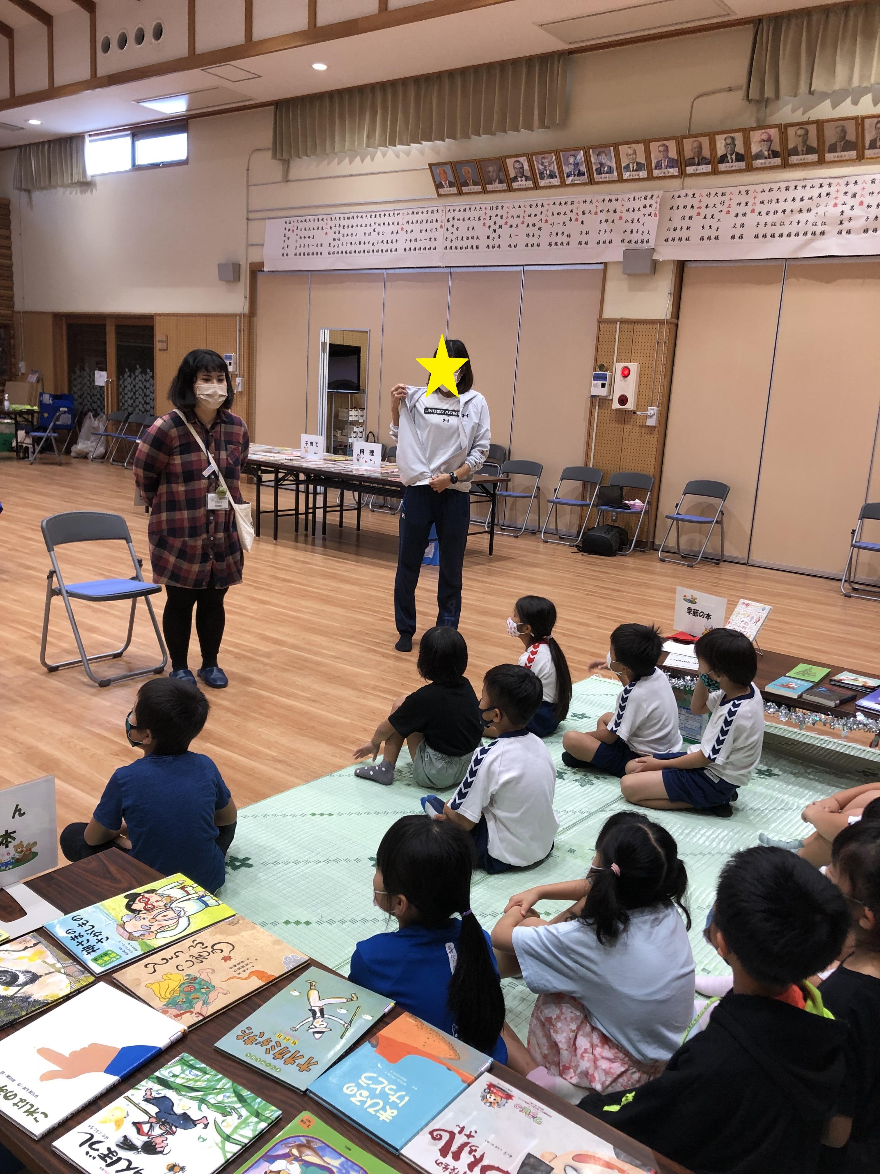 竹富町小浜島空とぶ図書館の画像4